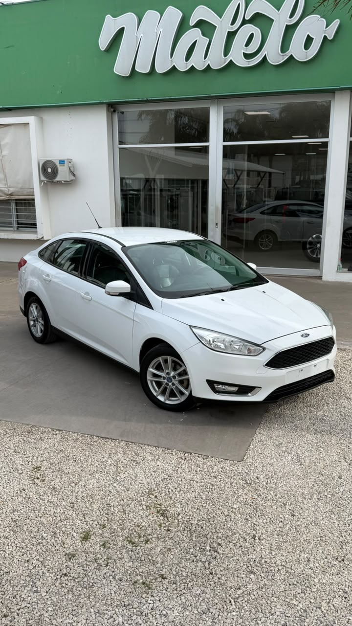 FORD - FOCUS   SE 2.0  4P  - MANUAL  - 2016